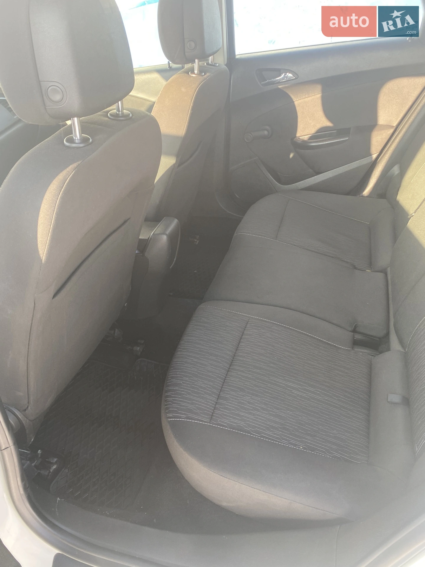 2012 Opel Astra - мініатюра 10