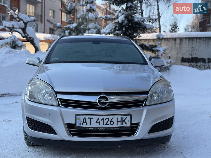 Универсал Opel Astra 2009 в Тернополе