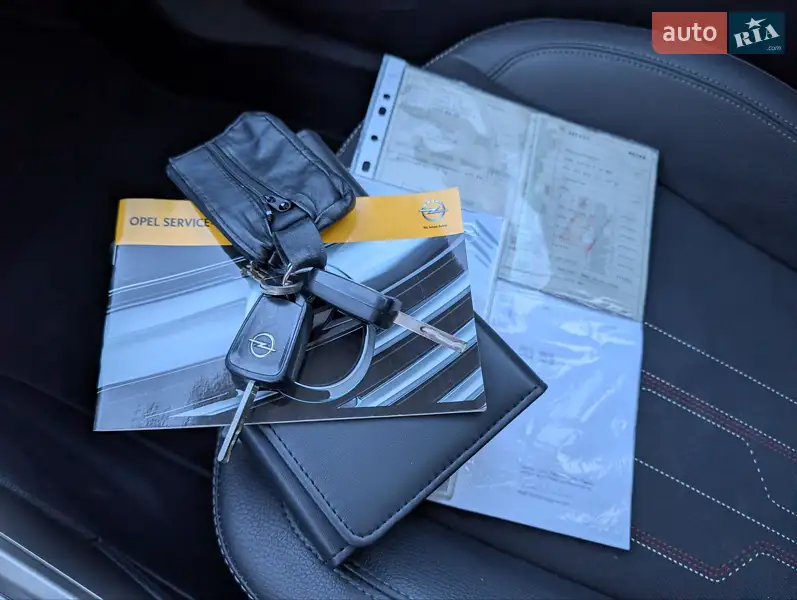 Хэтчбек Opel Astra 2012 в Луцке документ