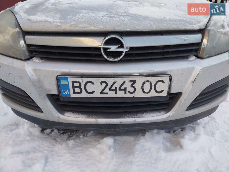 Универсал Opel Astra 2005 в Винниках