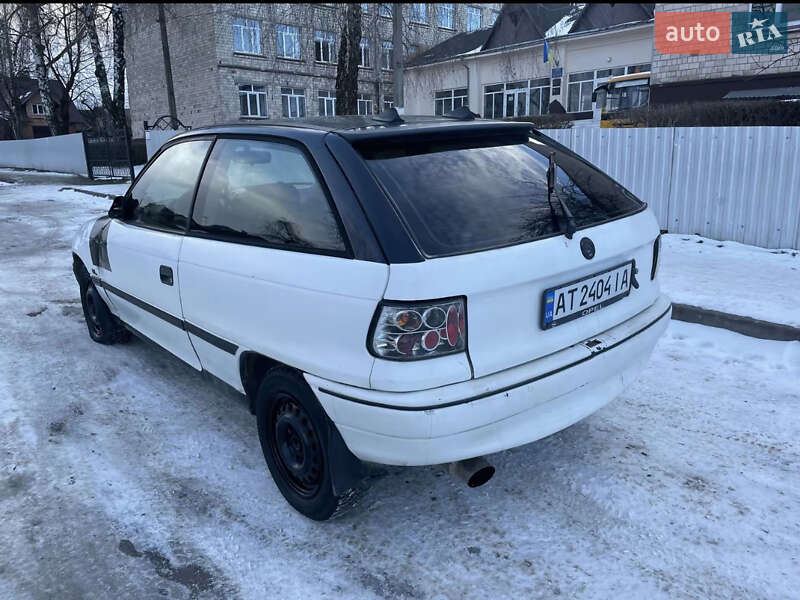 Хэтчбек Opel Astra 1992 в Вашковцах фото 4 Хэтчбек Opel Astra 1992 в Вашковцах