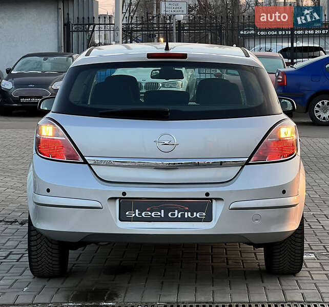 Хэтчбек Opel Astra 2009 в Николаеве фото 4 Хэтчбек Opel Astra 2009 в Николаеве