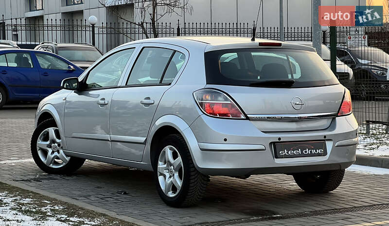 Хэтчбек Opel Astra 2009 в Николаеве фото 5 Хэтчбек Opel Astra 2009 в Николаеве