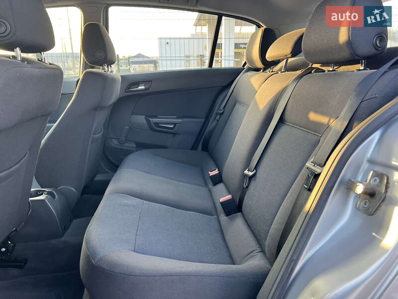 Хэтчбек Opel Astra 2009 в Николаеве фото 16 Хэтчбек Opel Astra 2009 в Николаеве