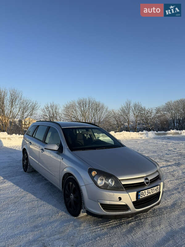 Универсал Opel Astra 2005 в Тернополе