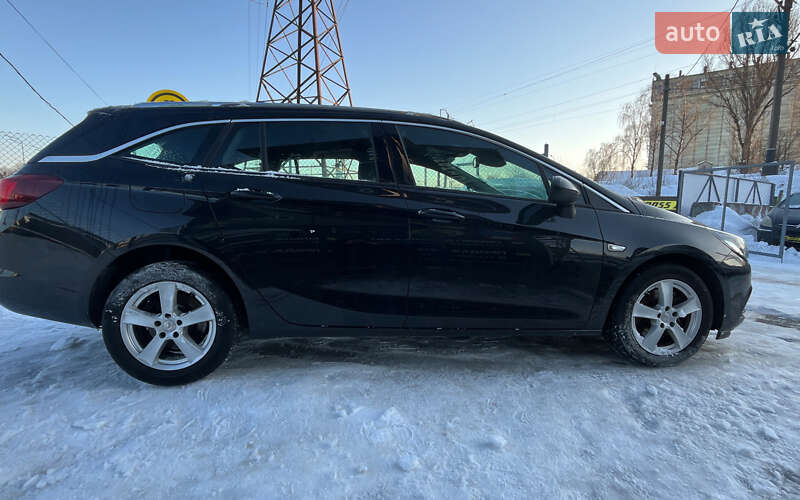 Універсал Opel Astra 2017 в Стрию