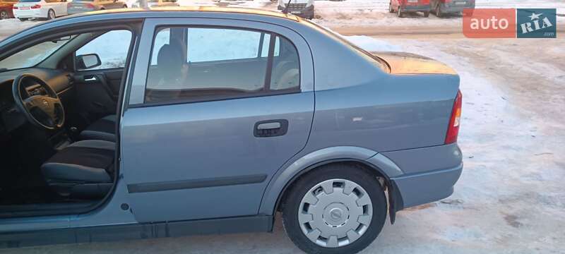 Седан Opel Astra 2008 в Стрые фото 11 Седан Opel Astra 2008 в Стрые