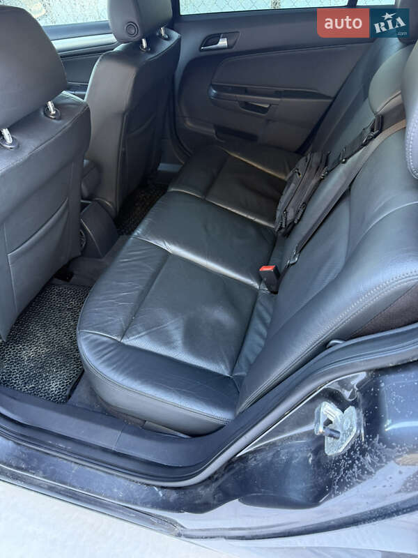 Универсал Opel Astra 2009 в Ивано-Франковске фото 31 Универсал Opel Astra 2009 в Ивано-Франковске