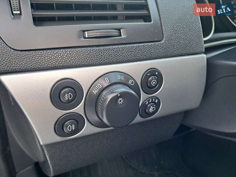 Универсал Opel Astra 2009 в Могилев-Подольске