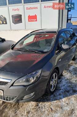 Универсал Opel Astra 2011 в Киеве фото 2 Универсал Opel Astra 2011 в Киеве