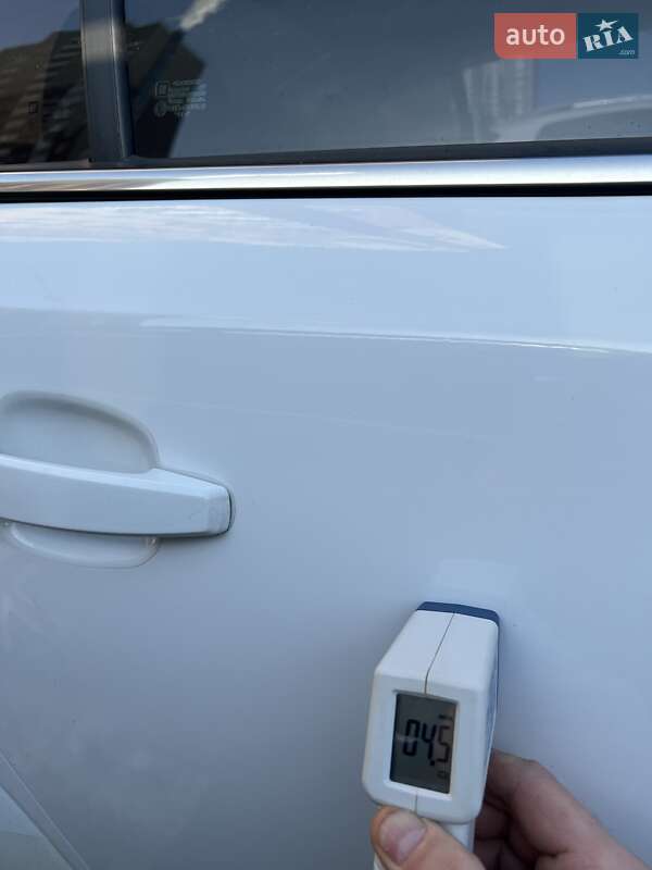 Седан Opel Astra 2013 в Киеве фото 47 Седан Opel Astra 2013 в Киеве