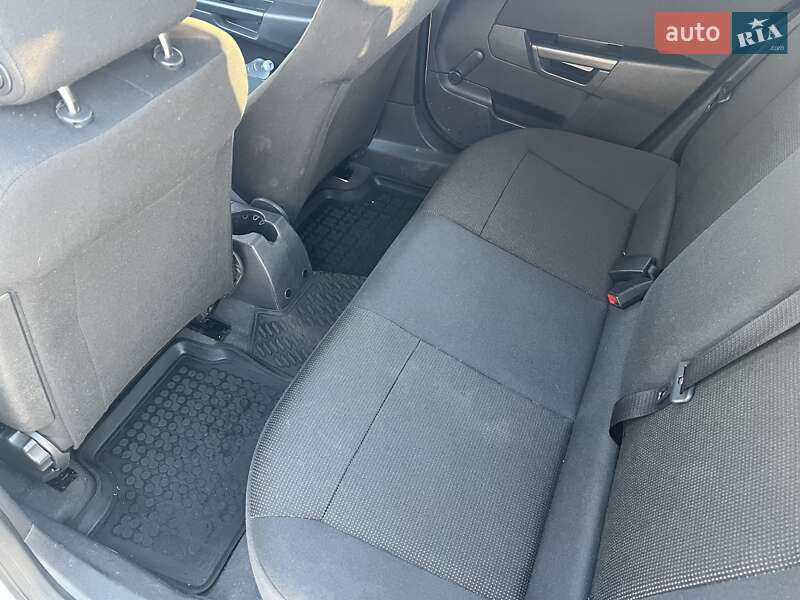 Седан Opel Astra 2013 в Киеве фото 53 Седан Opel Astra 2013 в Киеве