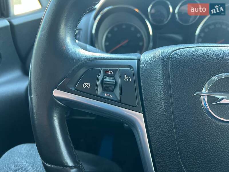 Универсал Opel Astra 2011 в Киеве фото 20 Универсал Opel Astra 2011 в Киеве