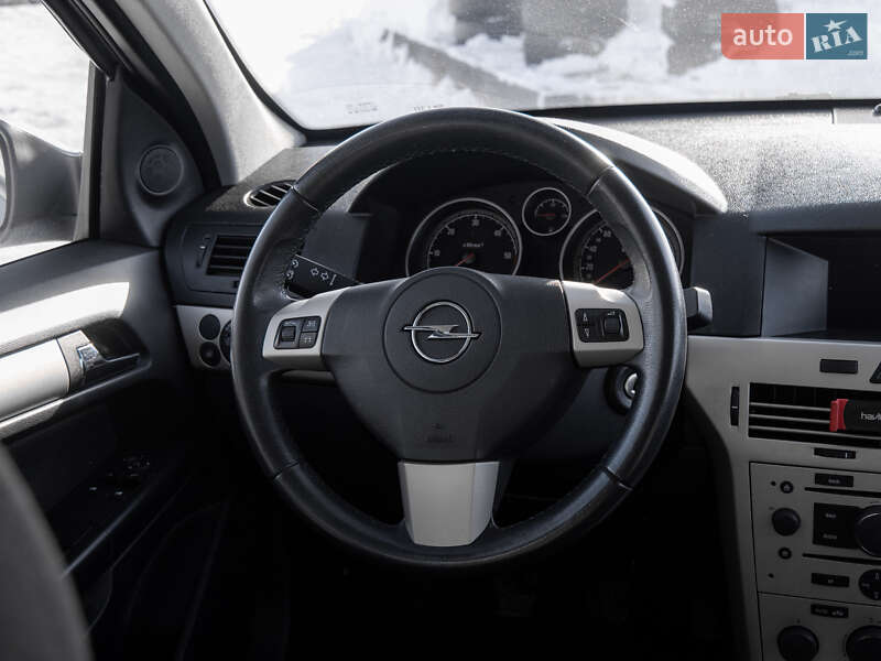 Универсал Opel Astra 2007 в Львове