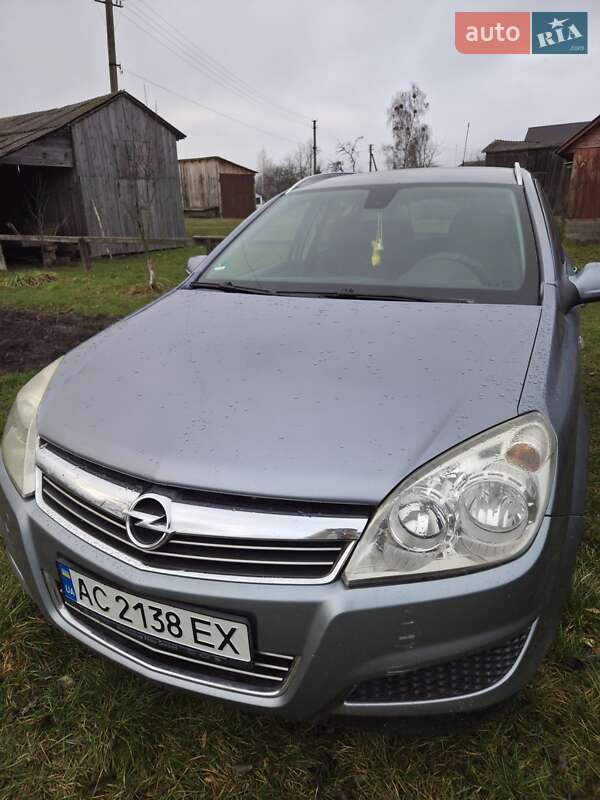 Универсал Opel Astra 2007 в Луцке
