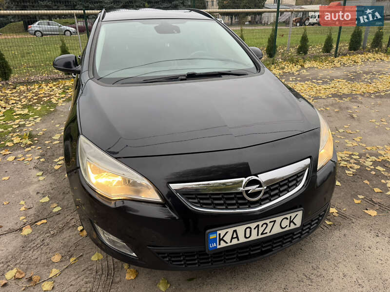 Универсал Opel Astra 2011 в Броварах фото 2 Универсал Opel Astra 2011 в Броварах