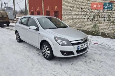 Хэтчбек Opel Astra 2004 в Подольске