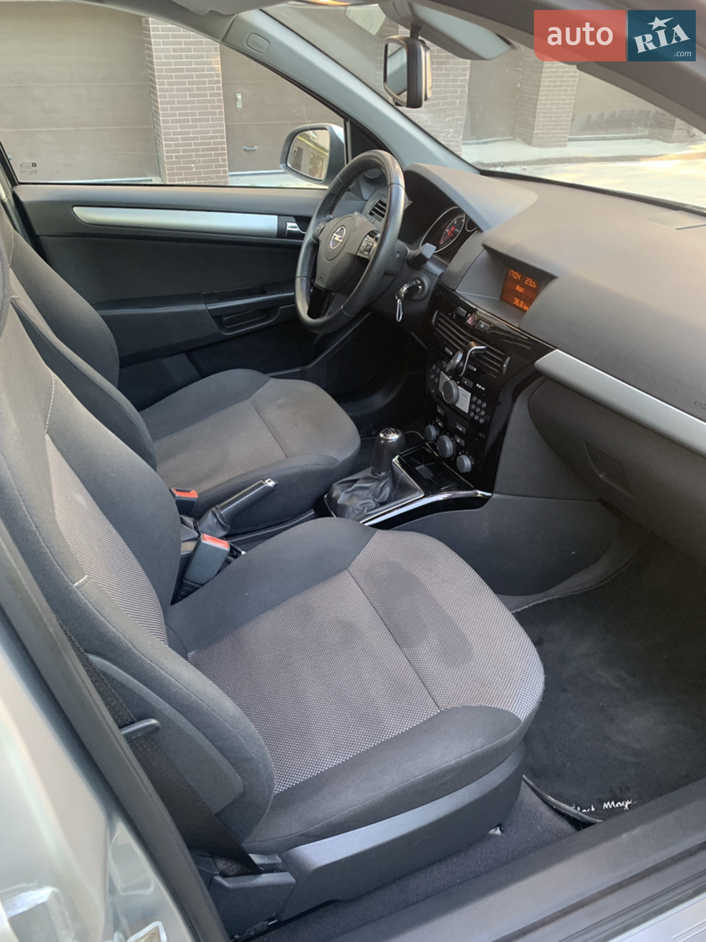 2010 Opel Astra - мініатюра 3