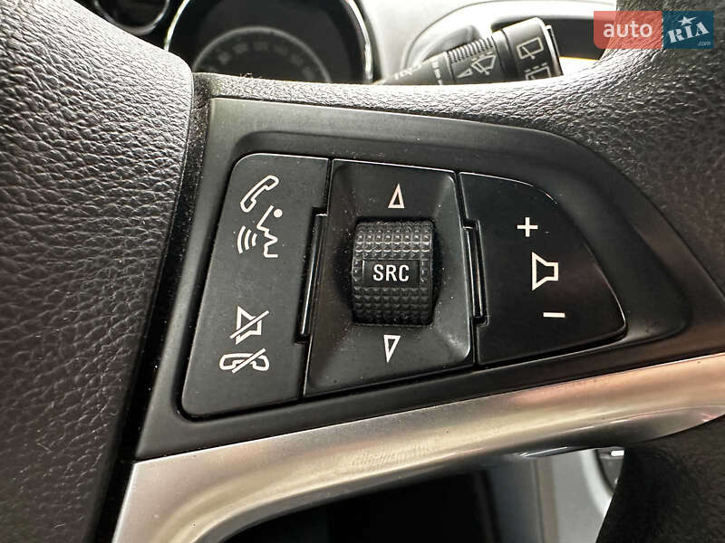 Универсал Opel Astra 2012 в Киеве