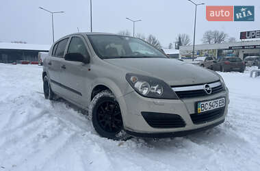 Хетчбек Opel Astra 2006 в Сокалі