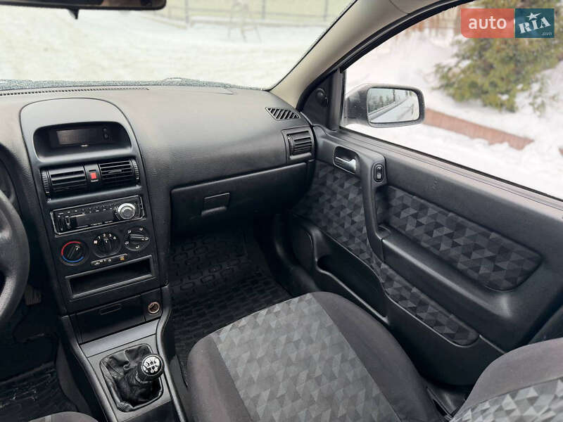 Хэтчбек Opel Astra 2001 в Белой Церкви фото 35 Хэтчбек Opel Astra 2001 в Белой Церкви