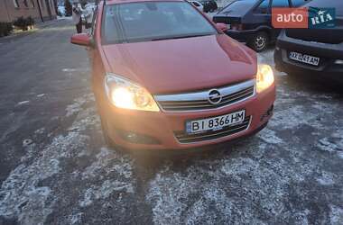 Хэтчбек Opel Astra 2009 в Великой Багачке