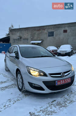 Универсал Opel Astra 2015 в Виннице