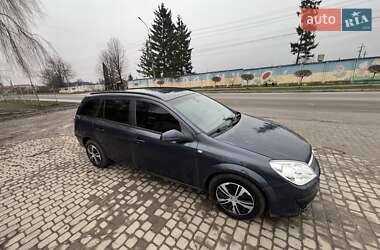 Универсал Opel Astra 2006 в Чемеровцах