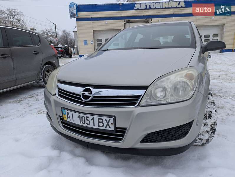 Opel Astra 2008