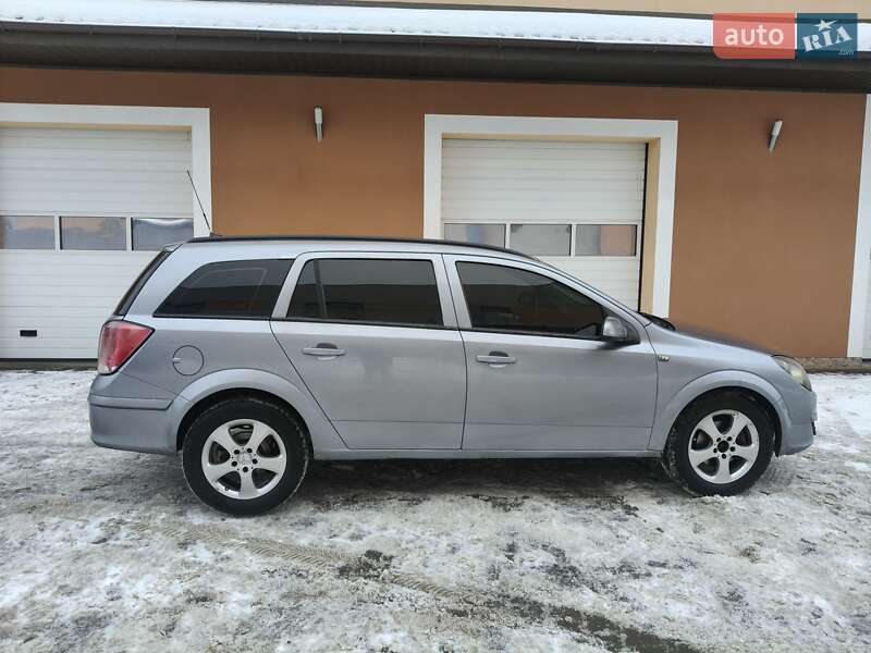 Универсал Opel Astra 2004 в Ивано-Франковске фото 12 Универсал Opel Astra 2004 в Ивано-Франковске