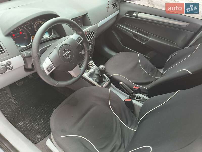 Универсал Opel Astra 2004 в Ивано-Франковске фото 13 Универсал Opel Astra 2004 в Ивано-Франковске