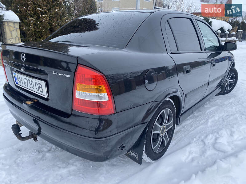 Седан Opel Astra 2007 в Коломиї