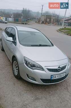 Універсал Opel Astra 2011 в Балті