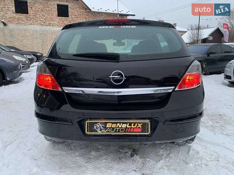Хетчбек Opel Astra 2010 в Коломиї