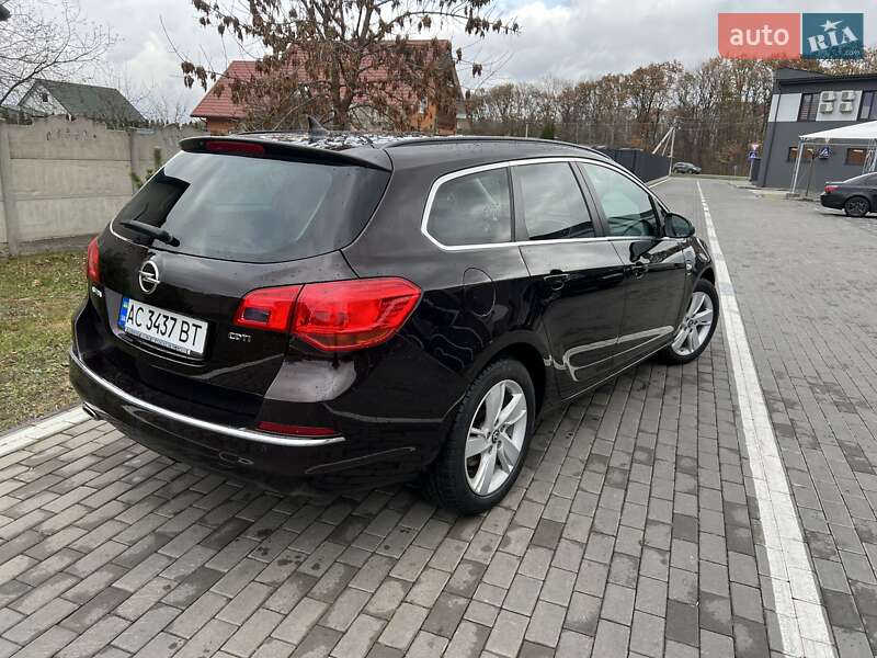 Универсал Opel Astra 2014 в Луцке фото 3 Универсал Opel Astra 2014 в Луцке