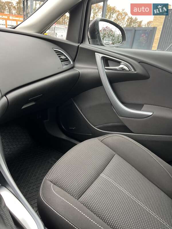 Универсал Opel Astra 2014 в Луцке фото 12 Универсал Opel Astra 2014 в Луцке