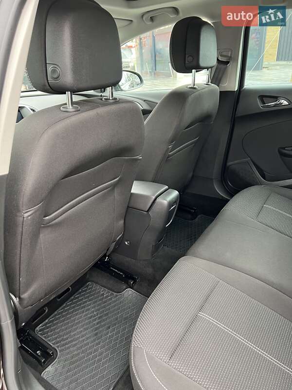 Универсал Opel Astra 2014 в Луцке фото 17 Универсал Opel Astra 2014 в Луцке