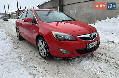 Универсал Opel Astra 2011 в Хмельницком