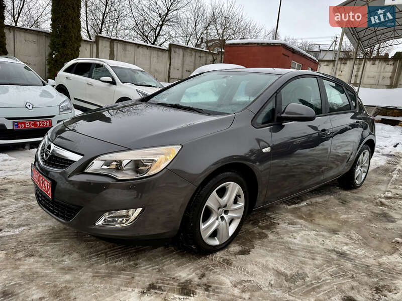Opel Astra 2010