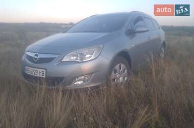 Универсал Opel Astra 2011 в Первомайске