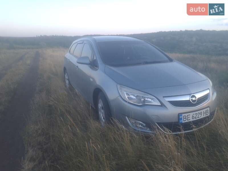 Універсал Opel Astra 2011 в Первомайську фото 2 Універсал Opel Astra 2011 в Первомайську
