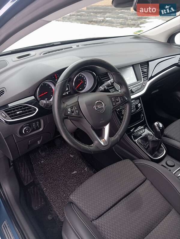 Хетчбек Opel Astra 2016 в Луцьку