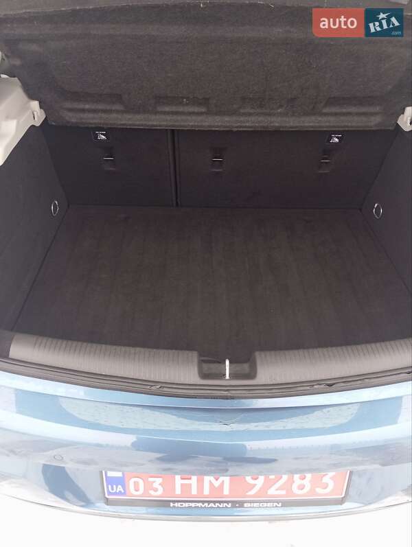 Хетчбек Opel Astra 2016 в Луцьку