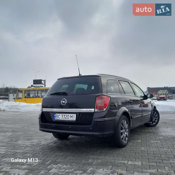 Универсал Opel Astra 2006 в Бродах