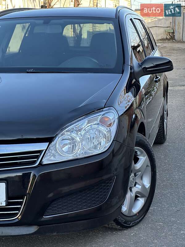 Универсал Opel Astra 2008 в Николаеве фото 3 Универсал Opel Astra 2008 в Николаеве