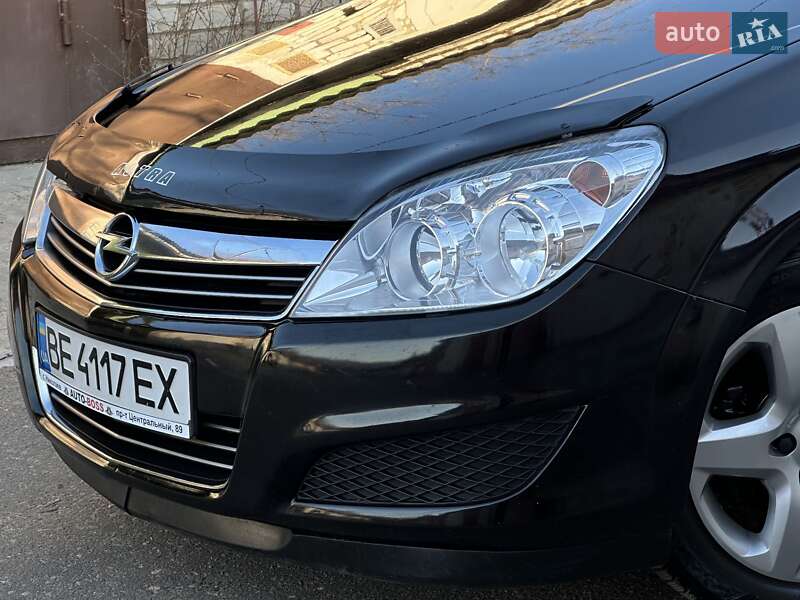 Универсал Opel Astra 2008 в Николаеве фото 2 Универсал Opel Astra 2008 в Николаеве