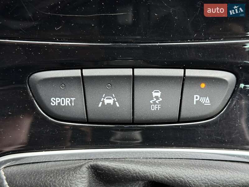 Универсал Opel Astra 2017 в Киеве