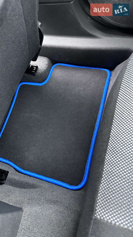 Хэтчбек Opel Astra 2009 в Киеве