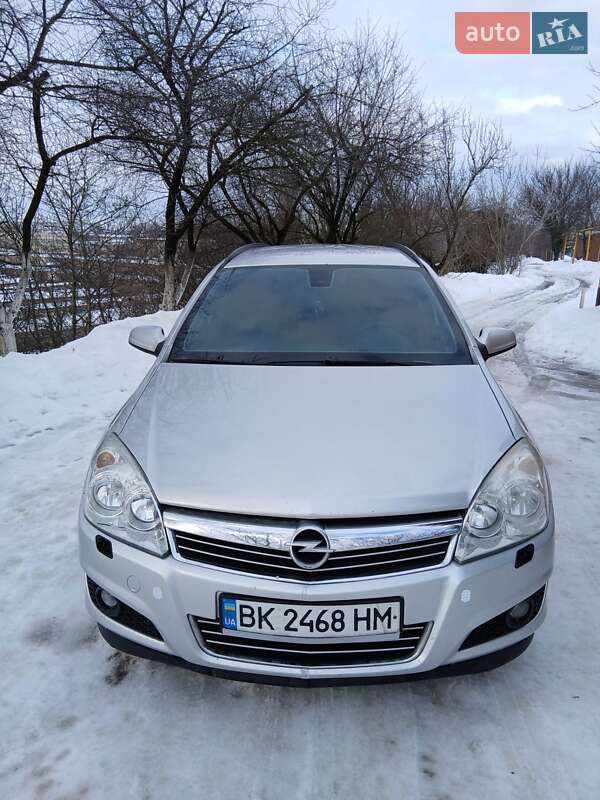 Универсал Opel Astra 2008 в Ровно фото 4 Универсал Opel Astra 2008 в Ровно