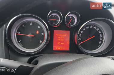 Универсал Opel Astra 2011 в Дрогобыче